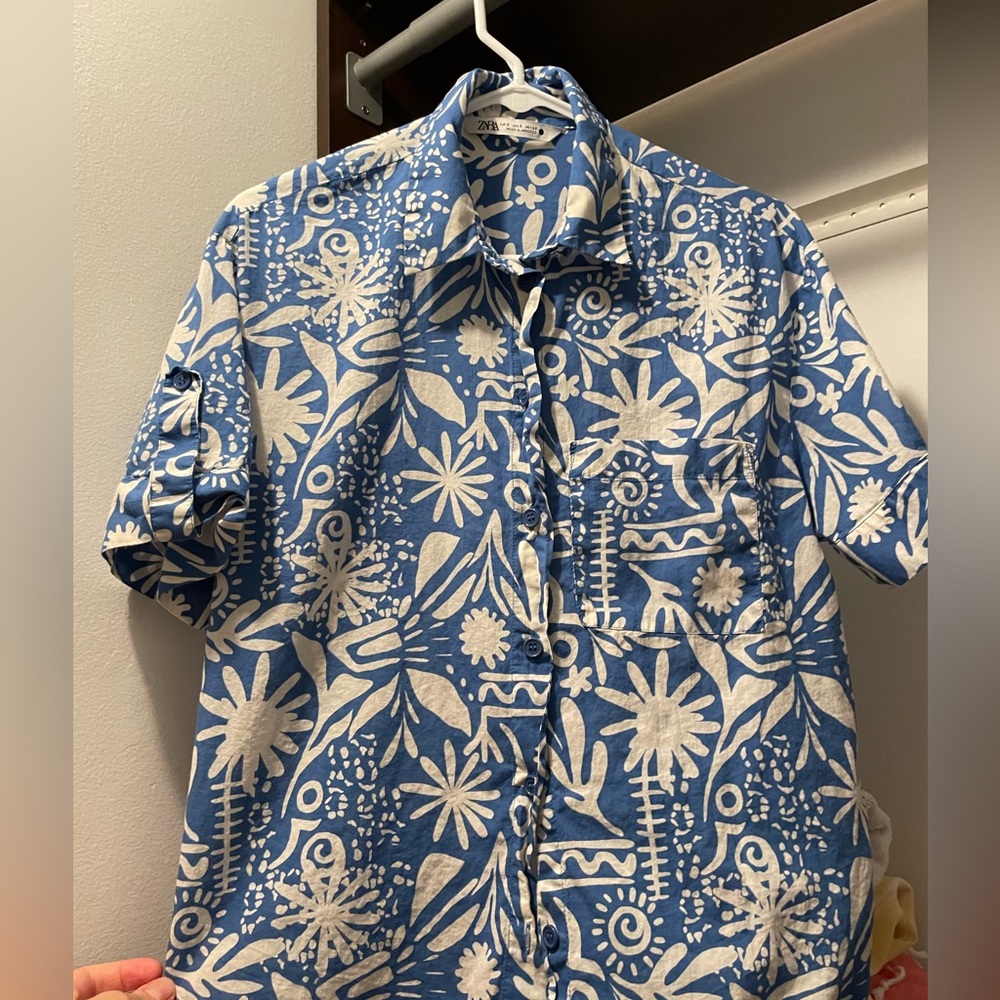 Zara blue white printed resort shirt